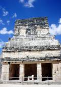 Chichen Itza Jaguar-Tempel mit Thron